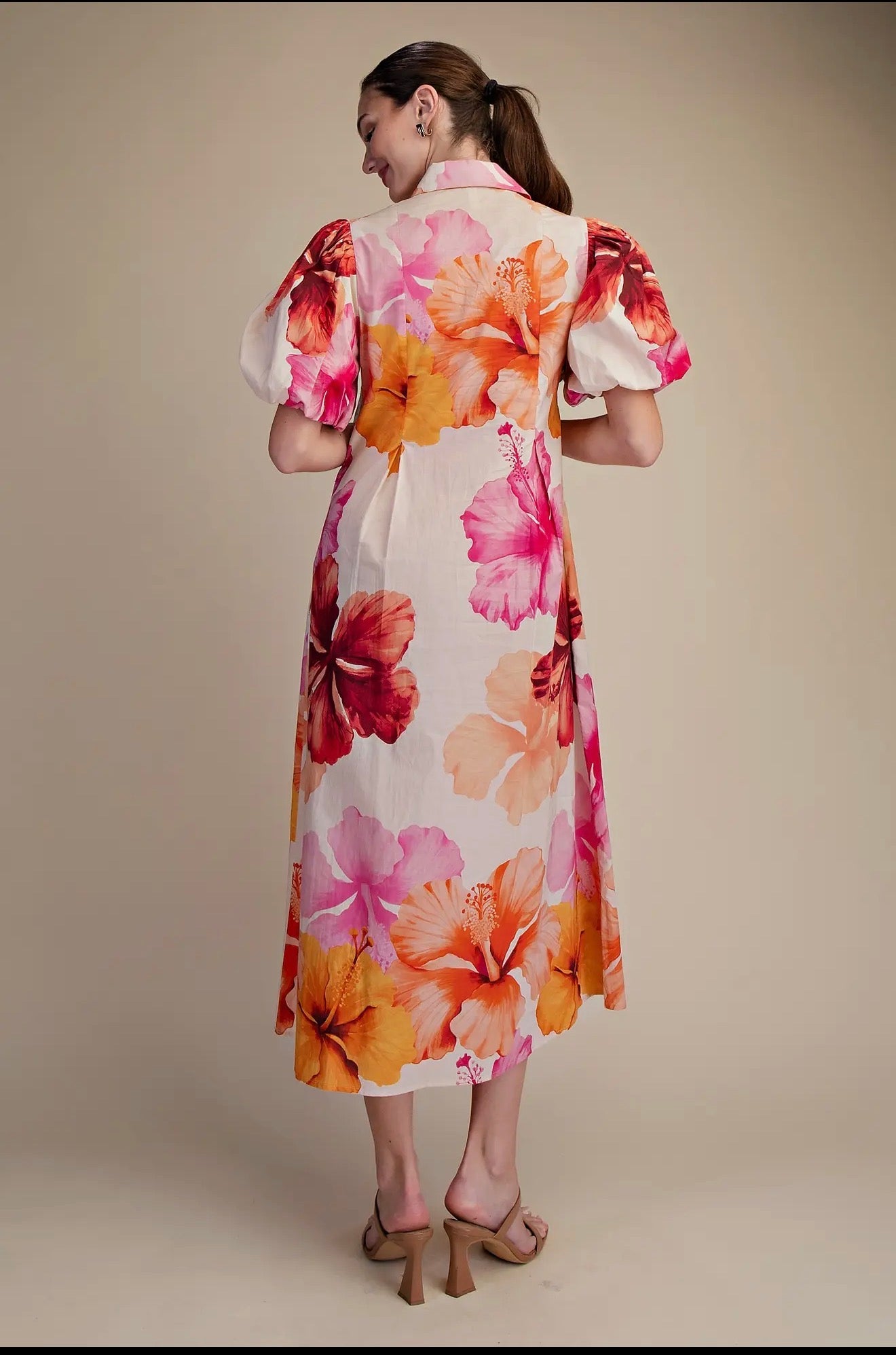 Light Weight Collar V-neck midi dress